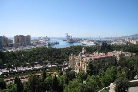 El Puerto de Málaga recibe 488.108 cruceristas en 2009