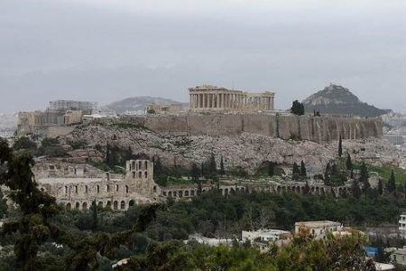 Puerto del Pireo, visita a Atenas y sus monumentos