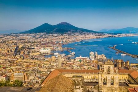 El puerto de Nápoles: excursiones que puedes hacer