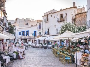 Dalt Vila calles en Ibiza